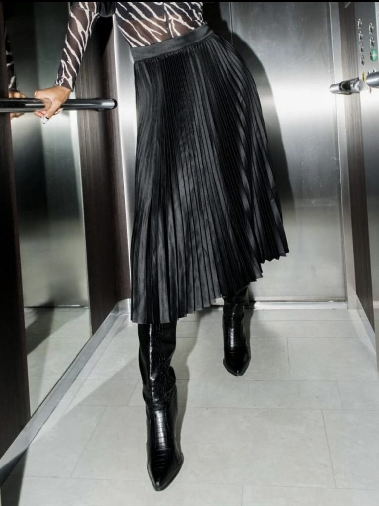 COMO COMBINAR FALDAS PLISADAS