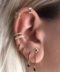 PENDIENTES MINIMALISTAS, DE MODA ESTA TEMPORADA