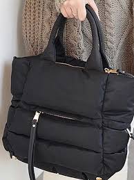 BOLSOS ACOLCHADOS, COMPLEMENTO FAVORITO DE LA TEMPORADA